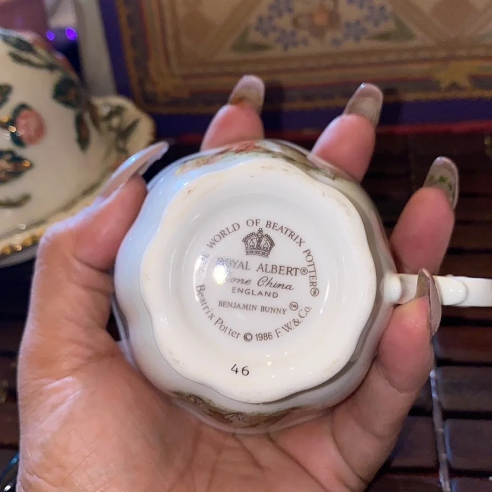 Vintage 1986 Royal Albert Bone Chine England teatime collection Benjamin Bunny